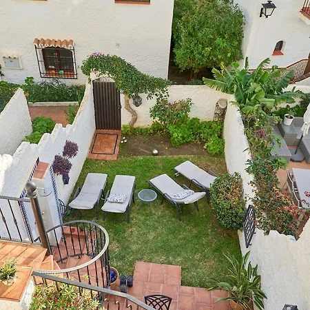Casa Naranjos, Capistrano, *